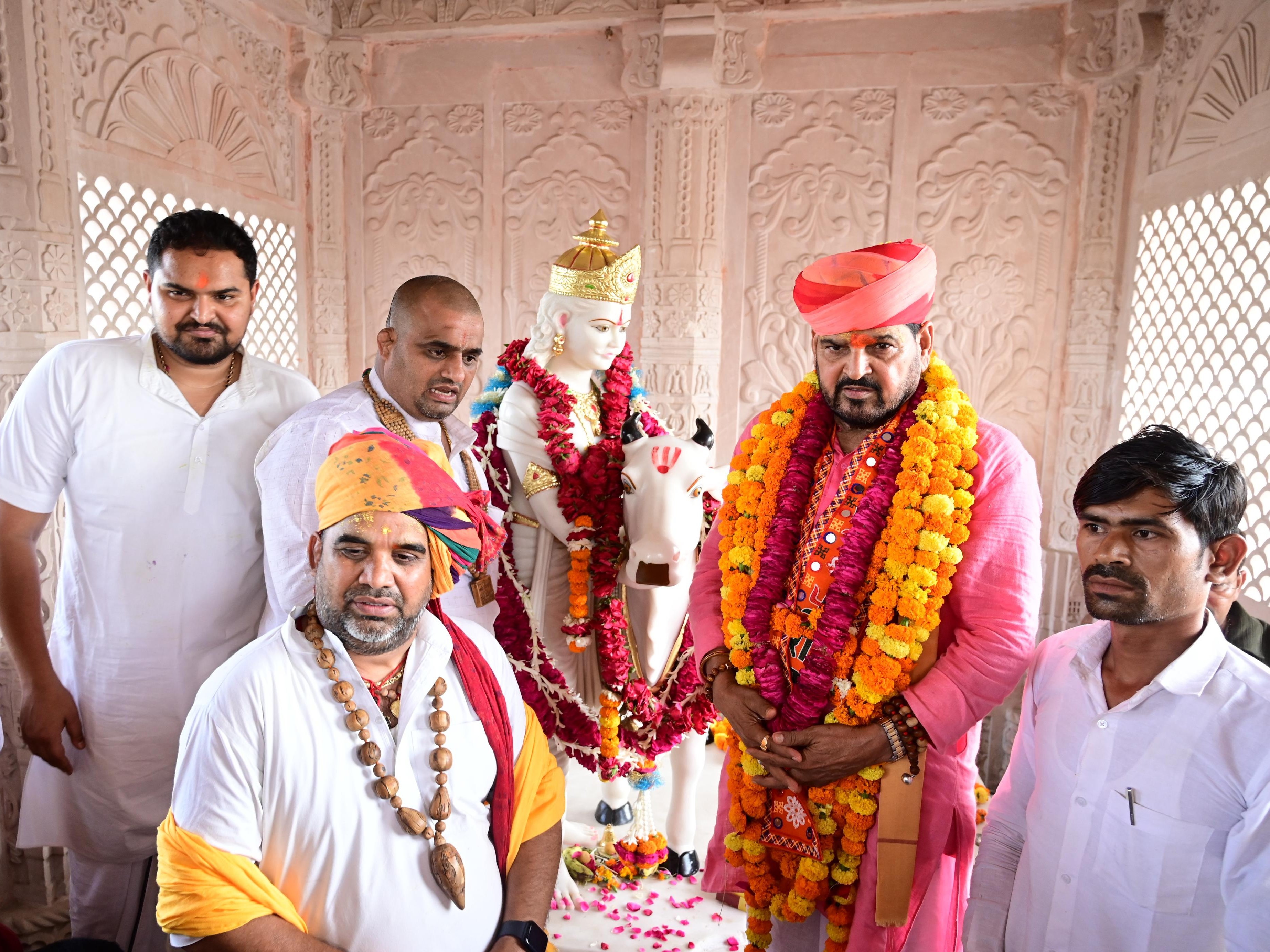  Brijbhushan,  show , strength , his 69th birthday