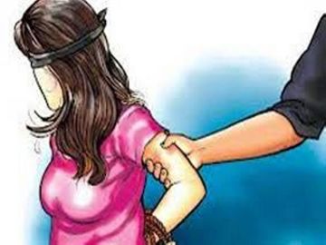 Three cases , molestation , women registered, Indore; police