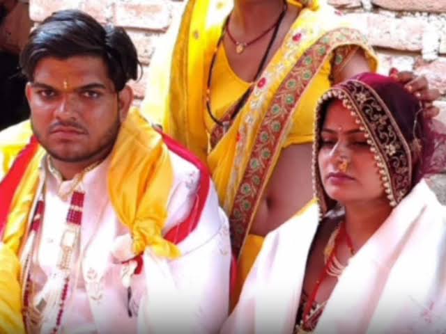Bride flees, jewelry , wedding night,  Gwalior; CCTV captures 