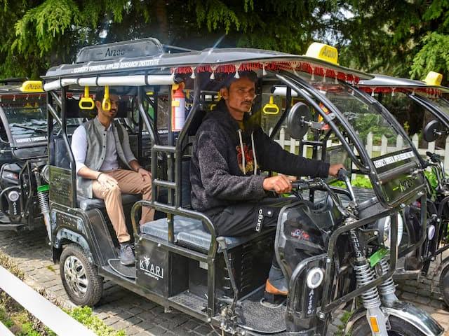 Indore , e-rickshaws,MP, Collector 