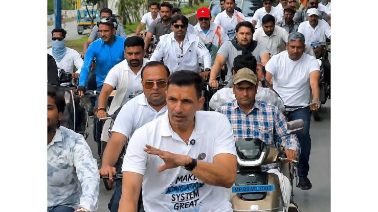 Congress, bicycle rally ,paper leaks ,unemployment 