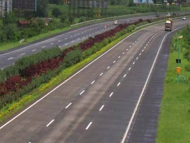 Bharatmala road , cracks , 35 meters long ,inauguration.