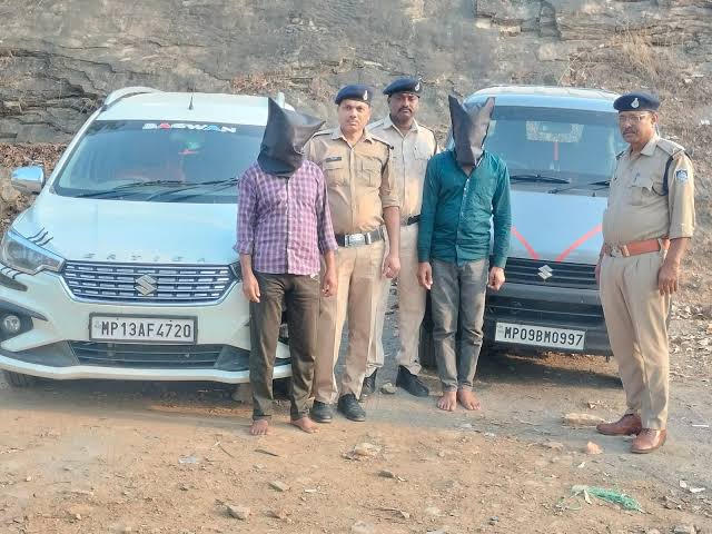 busted, Sidhi, two, arrested , breaking, ration shops