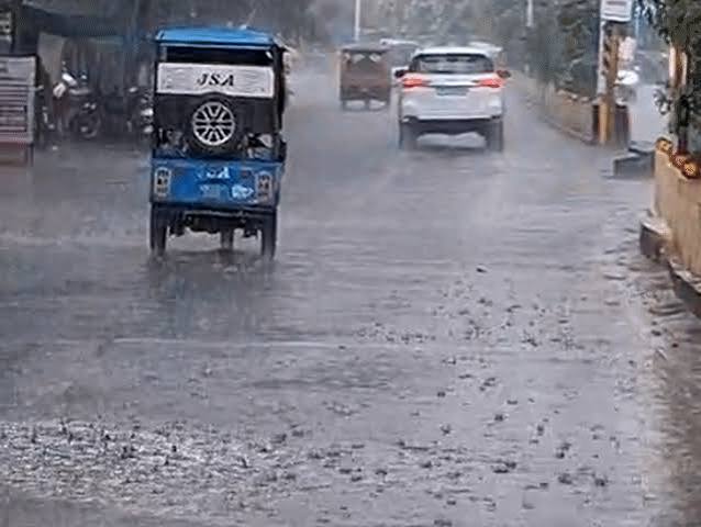 Monsoon , active , MP, rain alert,  9 districts