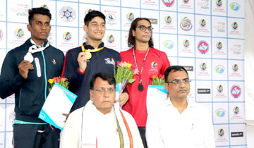 उत्कृष्ट प्रदर्शन 