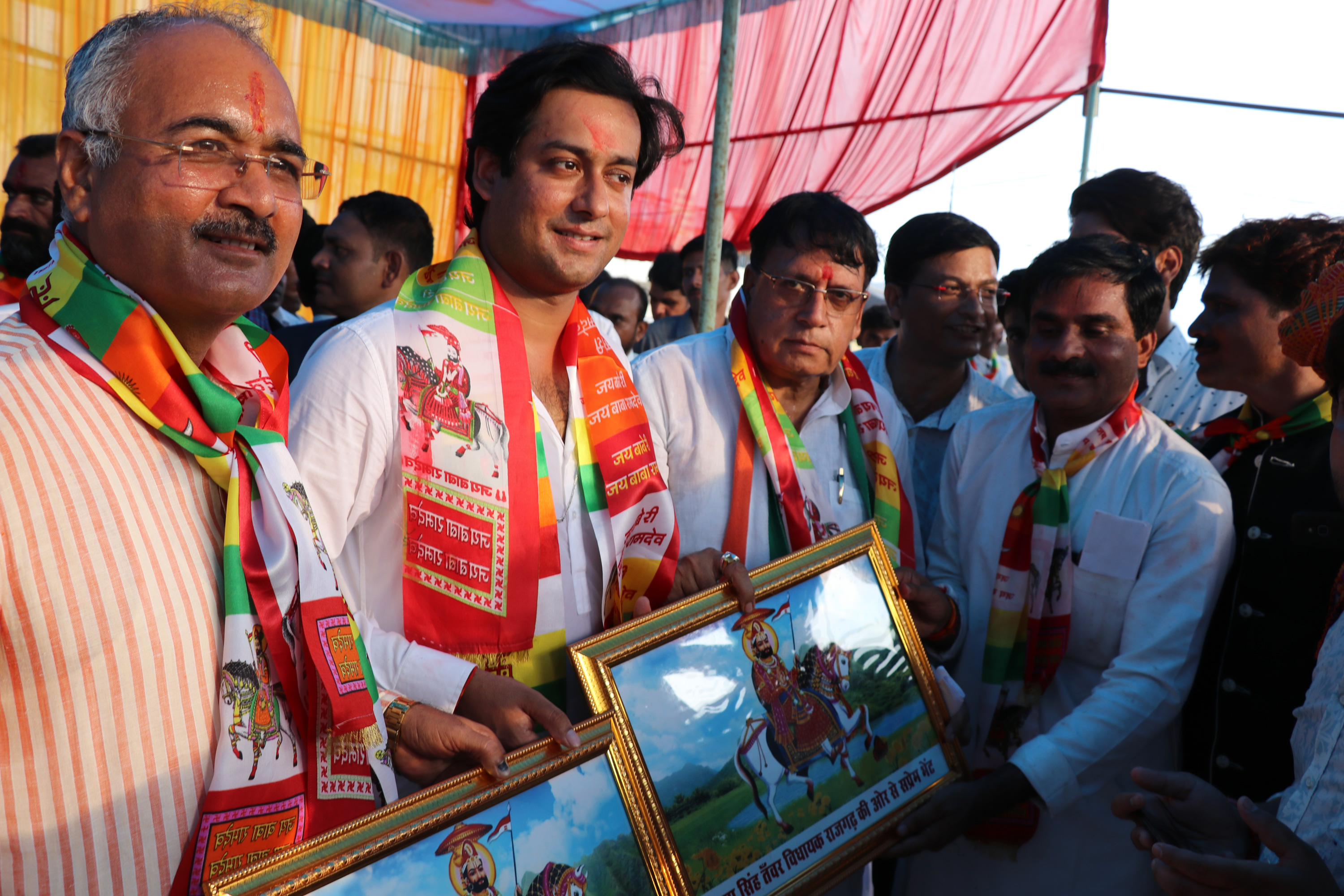 जनसम्पर्क मंत्री श्री पी.सी. शर्मा