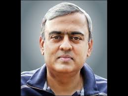 अति वर्षा से क्षतिग्रस्त सड़कों की मरम्मत