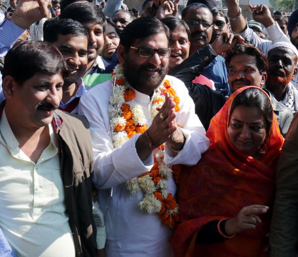 पचौरी के कैलाश कांग्रेस के महापौर उमीदवार