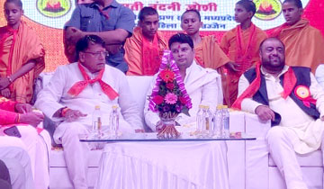 जनसम्पर्क मंत्री श्री पी.सी.  शर्मा