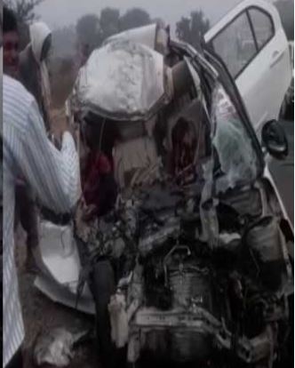 mandsour, Three killed, collision, car and truck