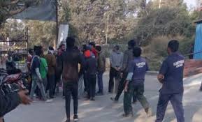 indore, Railway station cleaners, stopped work, due to non-payment, salary