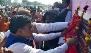bhopal, Minister Yadav, inaugurates new gaushala, Bhander in Datia district