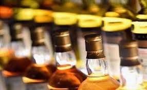 gwalior, Police seized ,12 accused, including liquor,car arrested