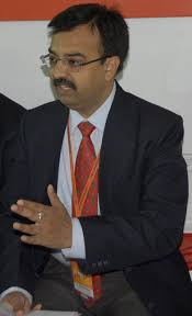 क्या शिवराज को हिट करवाना चाहते हैं अनुपम राजन