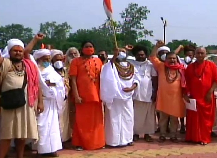 indore,Computer Bala, goes journey, save democracy, with saints