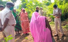 Dindori, Woman disappeared ,night, body found, house fence, morning