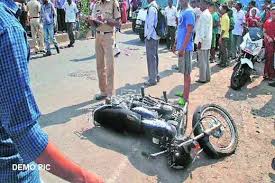 rajgarh,Two policemen ,riding bike injured, road accident, condition critical
