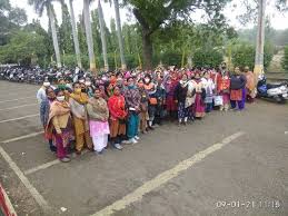 bhopal, Women workers, opened front ,against BHEL management, protest continued 