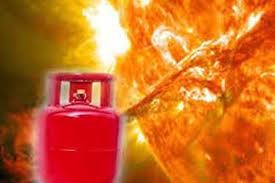 rajgarh,Three laborers working , side injured , cylinder blast