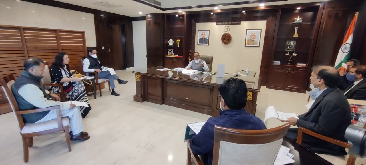 bhopal, Chairman Trident Group, met Chief Minister, expressed desire