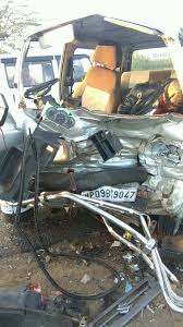 ujjain,Two cars collide , Ujjain Ingoria route, one dead