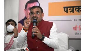 chindwara,Whoever is behind , scams in Chhindwara , Vishnudutt Sharma