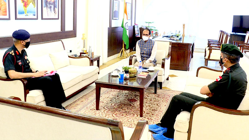 bhopal, Senior military officer, meets Chief Minister Shivraj