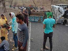 Jabalpur, Changes in mourning, two died , tractor trolley overturning, 25 injured