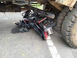 seoni, Lab technician, youth dies,  dumper-bike collision
