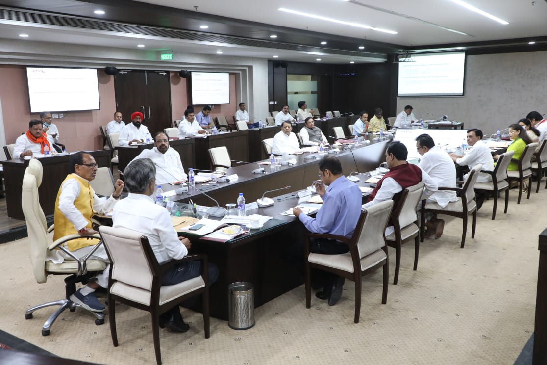 bhopal,MP,5204 new patwaris ,recruited in three years