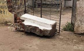 raisen,Third student dies , falling pillar ,school gate