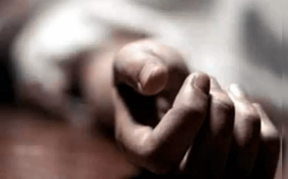 पत्नी से झगड़े के चलते  सिक्योरिटी गार्ड ने की गोली मारकर आत्महत्या