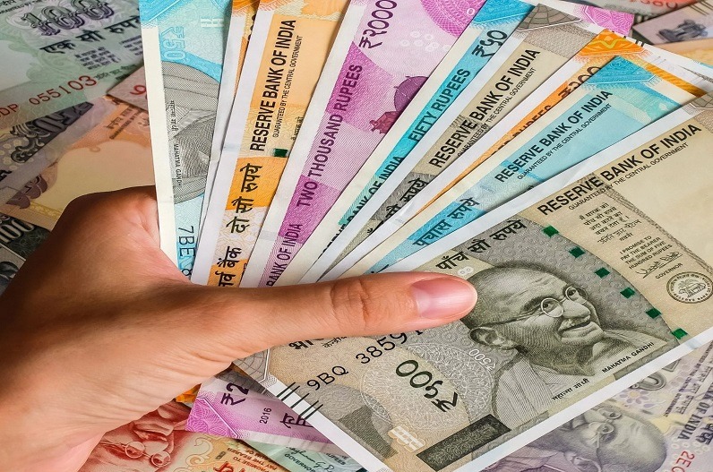 प्रदेश के पुलिसकर्मियों को तोहफा गृह मंत्री ने किया ये बड़ा ऐलान