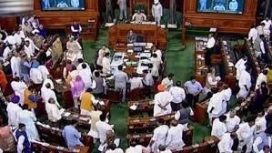 आरटीआई में पूर्व और वर्तमान सांसदों की मुफ्त ट्रेन यात्रा