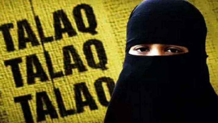 पैदा हुई बेटी तो शौहर ने फोन पर दिया तीन तलाक