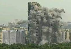 धराशायी हुआ नोएडा का ट्विन टावर 12 सेकंड में मलबा बनी ईमारत 