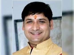 अपने इस्तीफे देने की बात से जिला अध्यक्ष सुमित पचौरी ने किया इंकार 