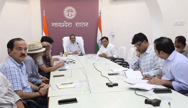मुख्यमंत्री शिवराज ने लिया पीएम के उज्जैन आगमन की तैयारिओं का जायजा 