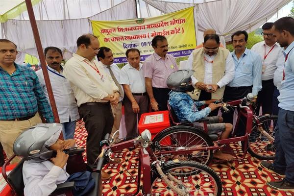 नि:शक्तजनों के लिए पहली बार तहसील स्तर पर शिविर लगा 