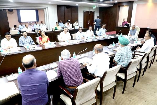 सीएम ने कहा वन्य प्राणी और मनुष्य दोनों का अस्तित्व और सुरक्षा महत्वपूर्ण