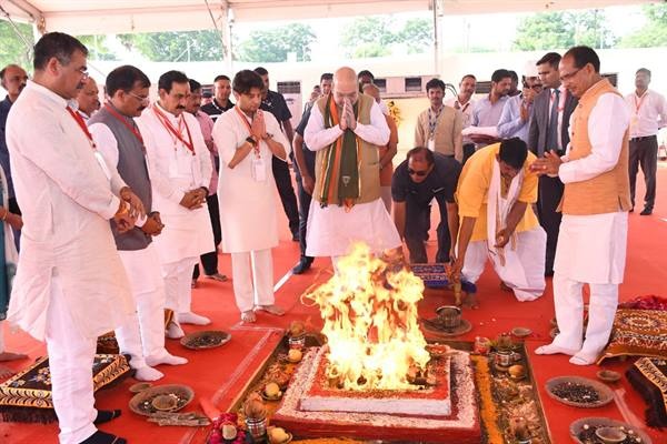 शाह ने ग्वालियर में किया नए एयर टर्मिनल का भूमि पूजन