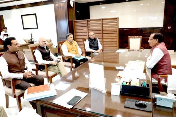 4 देशों में पदस्थ भारत के राजदूतों ने मुख्यमंत्री शिवराज से की सौजन्य भेंट 