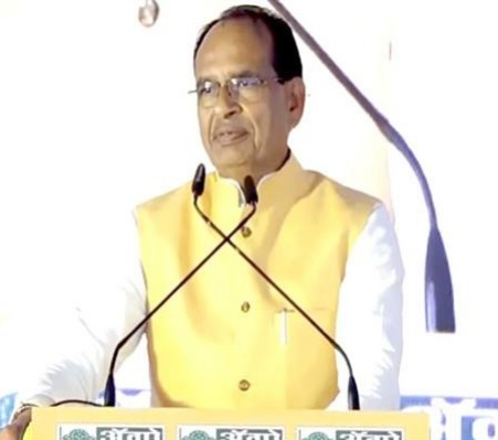 मुख्यमंत्री शिवराज ने कहा करेंगे नवाचार लागू प्रदेश में भी लगाएंगे बहुआयामी कृषि प्रदर्शनी