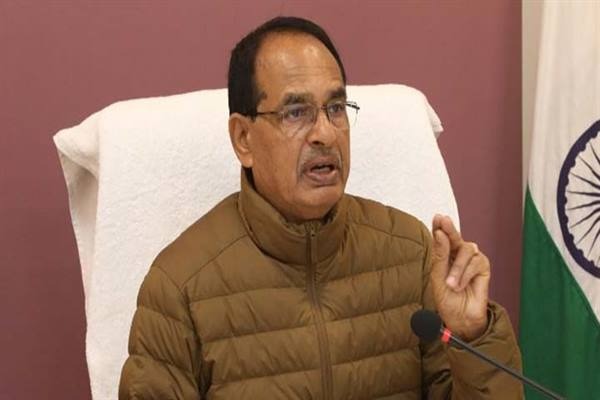 सीएम चौहान ने की मॉर्निंग मीटिंग कहा भ्रष्टाचार कोढ़ है इसे पूरी तरह समाप्त करना जरूरी