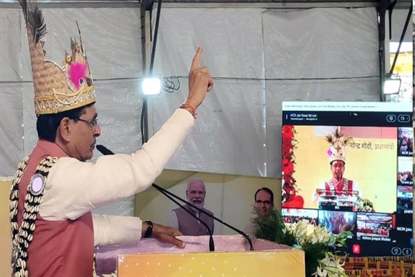 एक्शन मोड में नज़र आए मध्यप्रदेश के मुख्यमंत्री शिवराज 