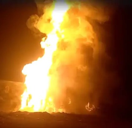 रीवा में हुई कार और ट्रक में भिड़ंत हादसे में दो लोग ज़िंदा जले 