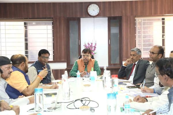 ऊर्जा मंत्री प्रद्युम्न सिंह तोमर ने की बिजली कर्मचारी महासंघ के पदाधिकारियों के साथ चर्चा 