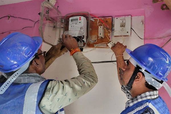 शुरू हुआ इंदौर में 1.32 लाख स्मार्ट मीटर लगाने का कार्य 