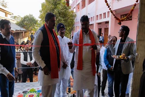 मंत्री पटेल ने विद्यार्थियों से कहा कि उच्च सोच ही बनाती है व्यक्ति को उच्च 