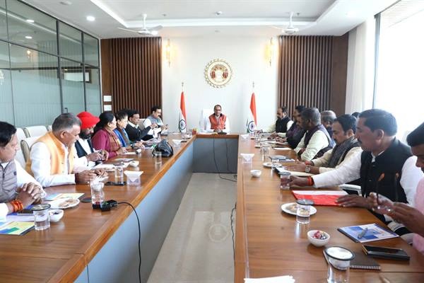 सीएम शिवराज ने कहा विकास यात्राएं संत रविदास जयंती से होंगी आरंभ 